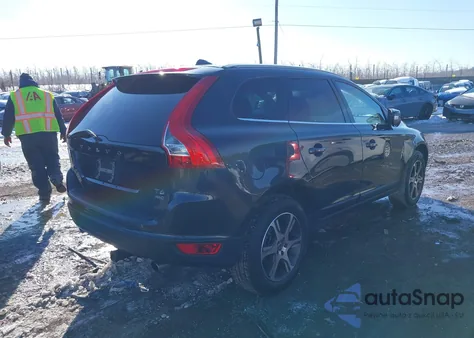 2013 Volvo Xc60 T6 из США, поврежденный, VIN YV4902DZ6D2425905